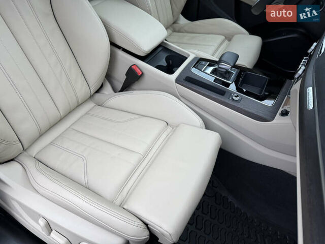 Белый Ауди Ку 5, объемом двигателя 1.98 л и пробегом 21 тыс. км за 38900 $, фото 71 на Automoto.ua