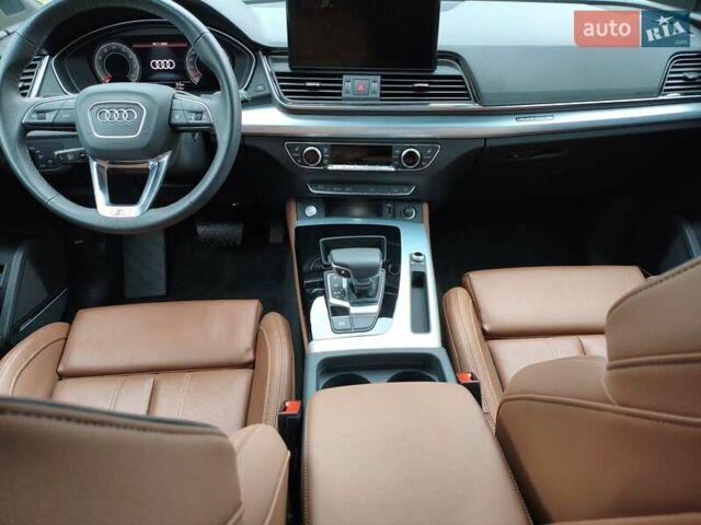 Белый Ауди Ку 5, объемом двигателя 1.98 л и пробегом 7 тыс. км за 45000 $, фото 6 на Automoto.ua