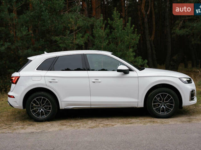 Белый Ауди Ку 5, объемом двигателя 1.98 л и пробегом 2 тыс. км за 42000 $, фото 19 на Automoto.ua