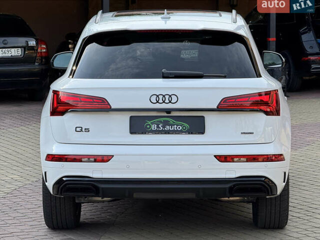 Білий Ауді Ку 5, об'ємом двигуна 2 л та пробігом 5 тис. км за 46500 $, фото 15 на Automoto.ua