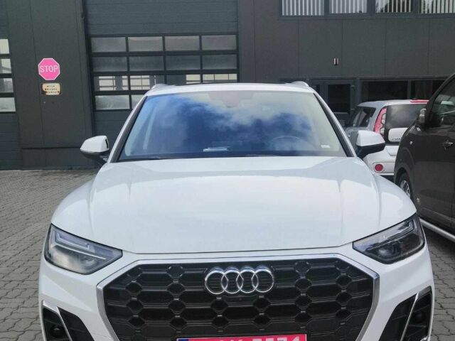 Белый Ауди Ку 5, объемом двигателя 2 л и пробегом 63 тыс. км за 1066 $, фото 2 на Automoto.ua