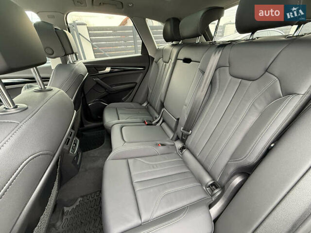 Белый Ауди Ку 5, объемом двигателя 1.98 л и пробегом 17 тыс. км за 37900 $, фото 52 на Automoto.ua