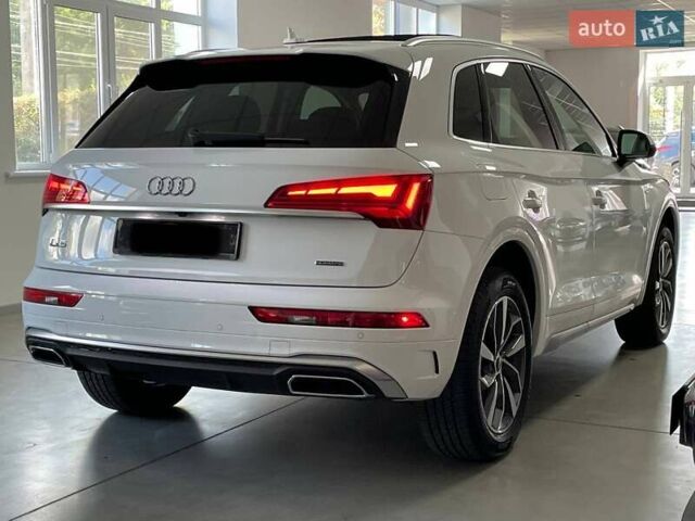 Білий Ауді Ку 5, об'ємом двигуна 1.98 л та пробігом 6 тис. км за 46900 $, фото 1 на Automoto.ua