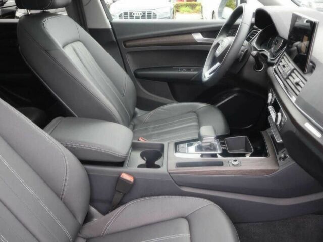 Білий Ауді Ку 5, об'ємом двигуна 2 л та пробігом 18 тис. км за 19800 $, фото 7 на Automoto.ua