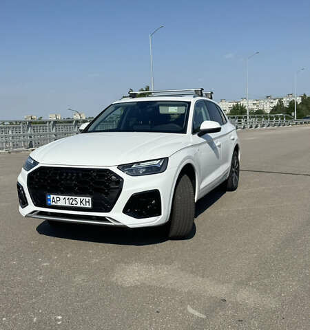 Белый Ауди Ку 5, объемом двигателя 1.98 л и пробегом 7 тыс. км за 39500 $, фото 4 на Automoto.ua