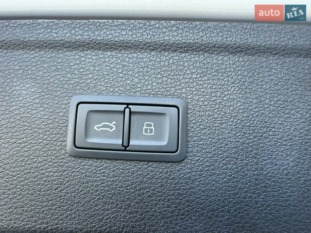 Білий Ауді Ку 5, об'ємом двигуна 1.98 л та пробігом 20 тис. км за 56900 $, фото 32 на Automoto.ua