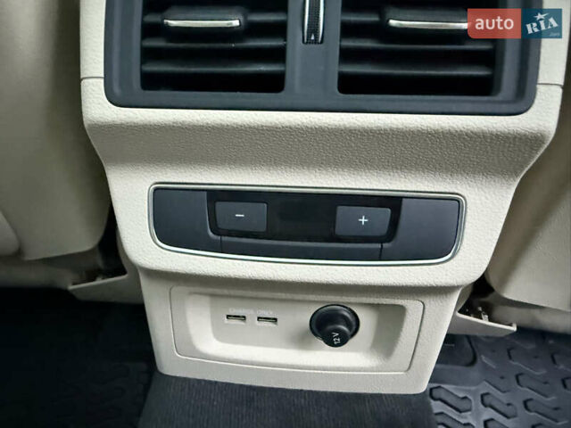 Белый Ауди Ку 5, объемом двигателя 1.98 л и пробегом 21 тыс. км за 38900 $, фото 66 на Automoto.ua