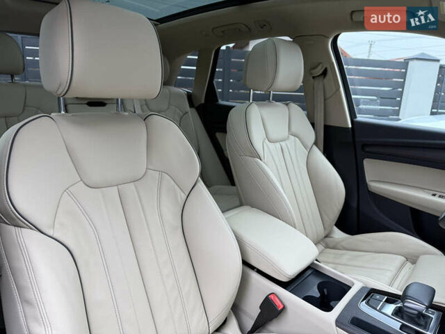 Белый Ауди Ку 5, объемом двигателя 1.98 л и пробегом 21 тыс. км за 38900 $, фото 70 на Automoto.ua