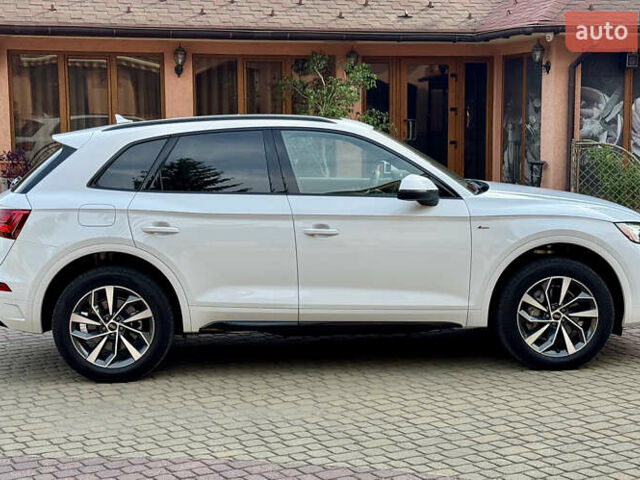 Білий Ауді Ку 5, об'ємом двигуна 2 л та пробігом 5 тис. км за 46500 $, фото 20 на Automoto.ua