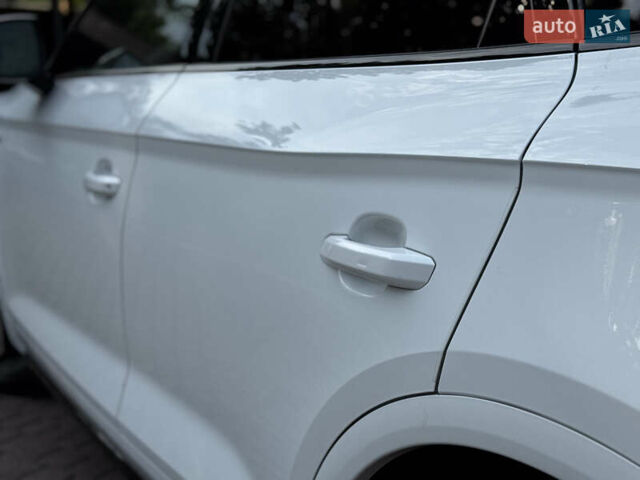 Білий Ауді Ку 5, об'ємом двигуна 2 л та пробігом 5 тис. км за 46500 $, фото 11 на Automoto.ua