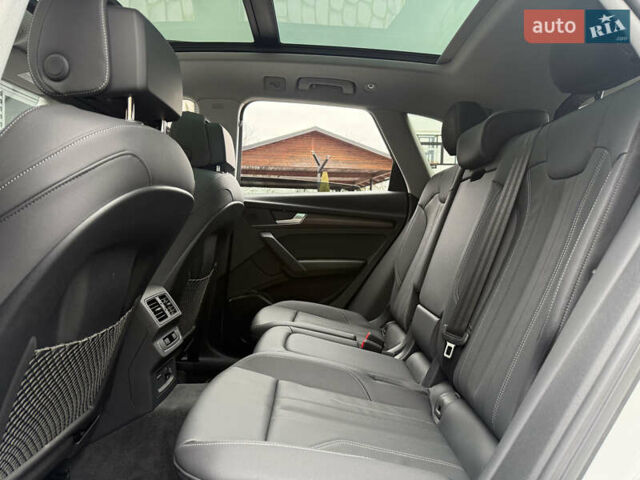 Белый Ауди Ку 5, объемом двигателя 1.98 л и пробегом 4 тыс. км за 38700 $, фото 13 на Automoto.ua