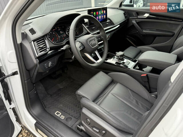 Белый Ауди Ку 5, объемом двигателя 1.98 л и пробегом 17 тыс. км за 37900 $, фото 44 на Automoto.ua