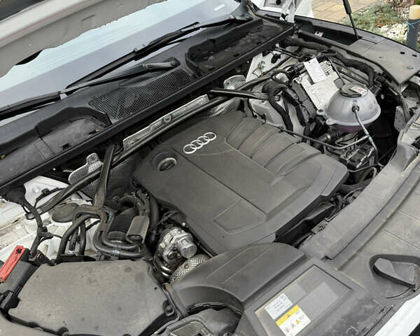 Белый Ауди Ку 5, объемом двигателя 1.97 л и пробегом 12 тыс. км за 59000 $, фото 13 на Automoto.ua