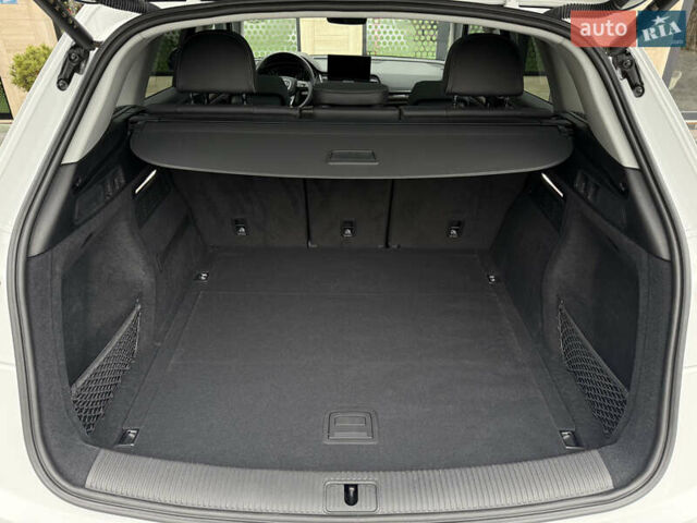 Белый Ауди Ку 5, объемом двигателя 1.98 л и пробегом 4 тыс. км за 38700 $, фото 40 на Automoto.ua