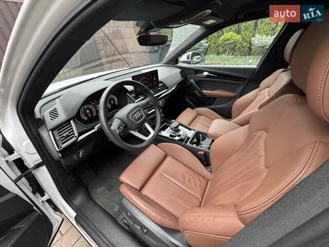 Белый Ауди Ку 5, объемом двигателя 1.97 л и пробегом 12 тыс. км за 59000 $, фото 20 на Automoto.ua