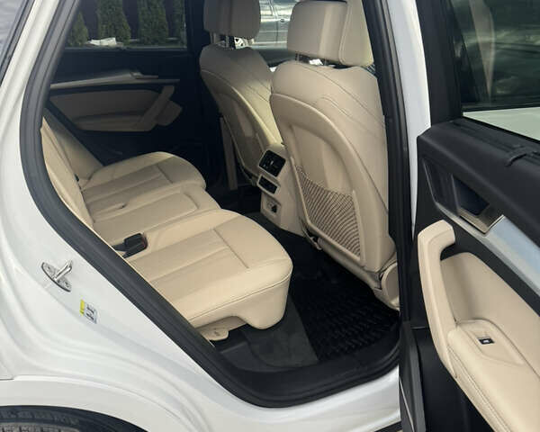Ауди Ку 5 2024 в Тернополе на Automoto.ua Белый Ауди Ку 5, объемом двигателя 1.98 л и пробегом 3 тыс. км за 56000 $, фото 20 на Automoto.ua