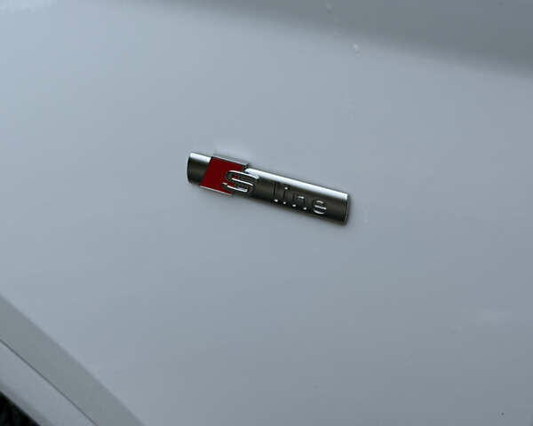 Белый Ауди Ку 5, объемом двигателя 1.97 л и пробегом 12 тыс. км за 59000 $, фото 16 на Automoto.ua