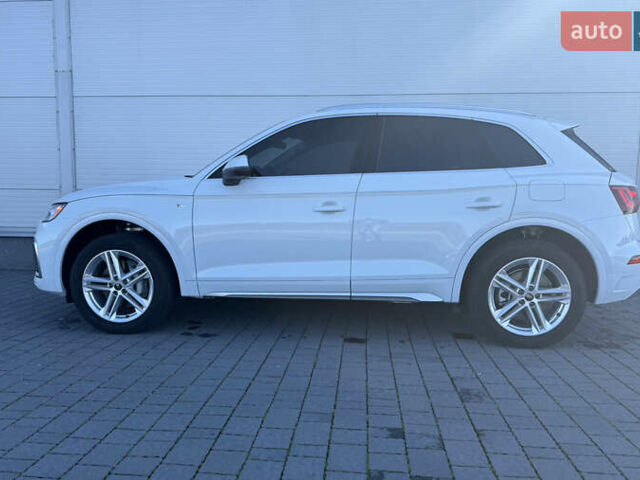 Білий Ауді Ку 5, об'ємом двигуна 1.98 л та пробігом 20 тис. км за 56900 $, фото 10 на Automoto.ua