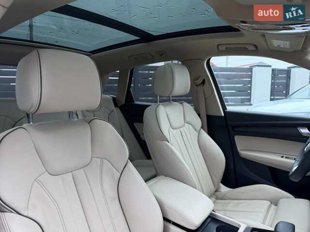 Белый Ауди Ку 5, объемом двигателя 1.98 л и пробегом 21 тыс. км за 38900 $, фото 68 на Automoto.ua