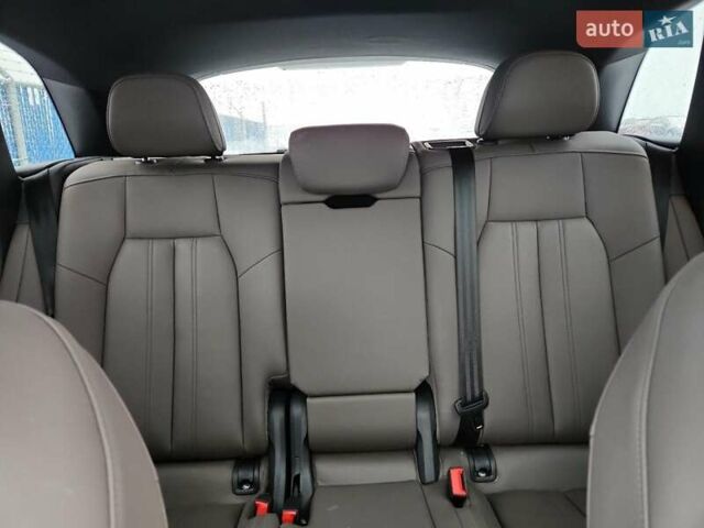 Белый Ауди Ку 5, объемом двигателя 1.98 л и пробегом 1 тыс. км за 23000 $, фото 9 на Automoto.ua