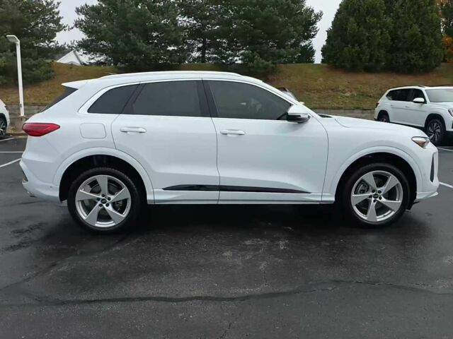 Білий Ауді Ку 5, об'ємом двигуна 0 л та пробігом 2 тис. км за 30500 $, фото 2 на Automoto.ua