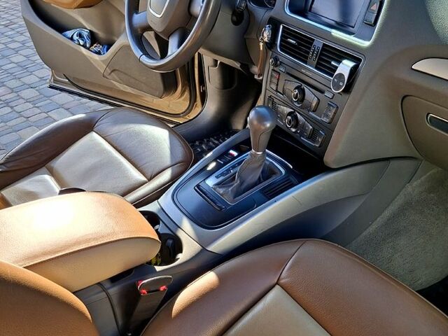 Бежевий Ауді Ку 5, об'ємом двигуна 2 л та пробігом 256 тис. км за 14999 $, фото 11 на Automoto.ua