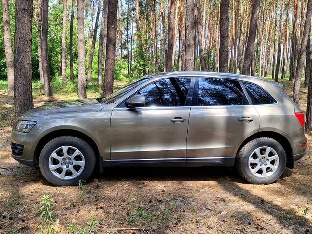Бежевий Ауді Ку 5, об'ємом двигуна 2 л та пробігом 256 тис. км за 14999 $, фото 5 на Automoto.ua