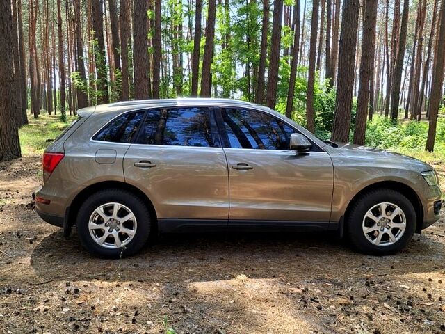 Бежевий Ауді Ку 5, об'ємом двигуна 2 л та пробігом 256 тис. км за 14999 $, фото 3 на Automoto.ua