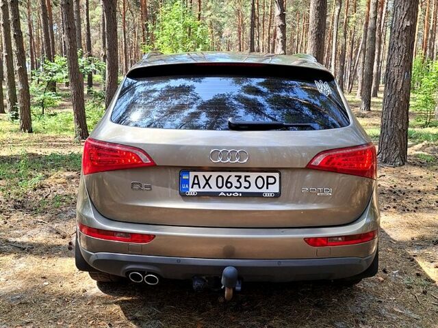 Бежевий Ауді Ку 5, об'ємом двигуна 2 л та пробігом 256 тис. км за 14999 $, фото 4 на Automoto.ua