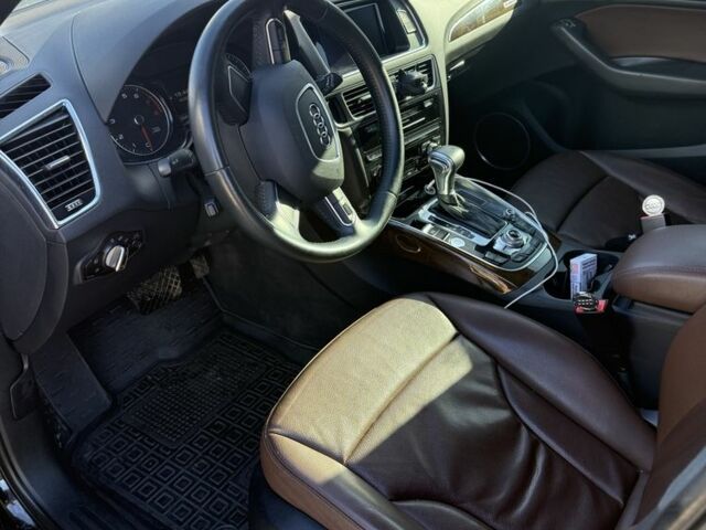 Черный Ауди Ку 5, объемом двигателя 2 л и пробегом 238 тыс. км за 14500 $, фото 8 на Automoto.ua