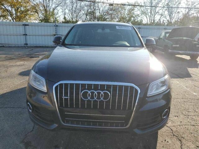 Черный Ауди Ку 5, объемом двигателя 0 л и пробегом 152 тыс. км за 3500 $, фото 4 на Automoto.ua