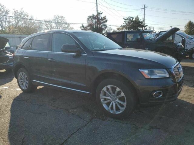 Черный Ауди Ку 5, объемом двигателя 0 л и пробегом 152 тыс. км за 3500 $, фото 3 на Automoto.ua