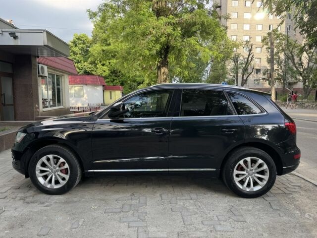Черный Ауди Ку 5, объемом двигателя 2 л и пробегом 145 тыс. км за 15000 $, фото 4 на Automoto.ua