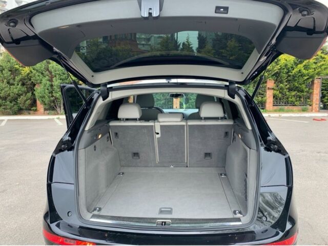 Черный Ауди Ку 5, объемом двигателя 2 л и пробегом 208 тыс. км за 15200 $, фото 12 на Automoto.ua