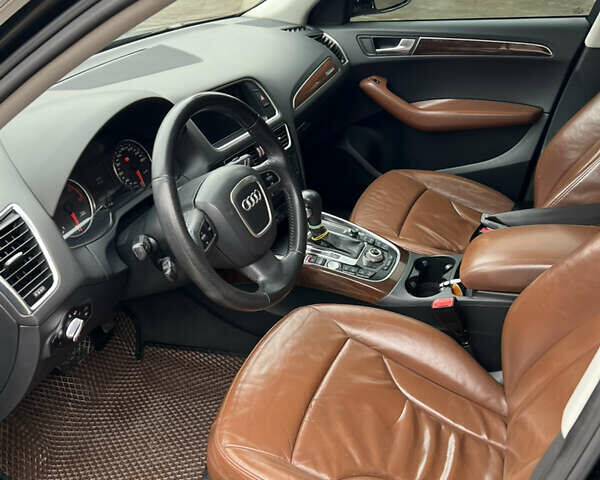 Чорний Ауді Ку 5, об'ємом двигуна 2.97 л та пробігом 267 тис. км за 15500 $, фото 5 на Automoto.ua