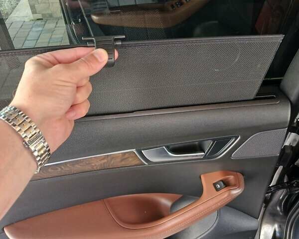 Черный Ауди Ку 5, объемом двигателя 1.97 л и пробегом 280 тыс. км за 13800 $, фото 27 на Automoto.ua