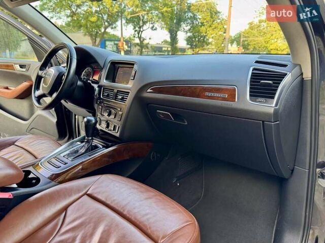 Черный Ауди Ку 5, объемом двигателя 3.2 л и пробегом 154 тыс. км за 12700 $, фото 53 на Automoto.ua