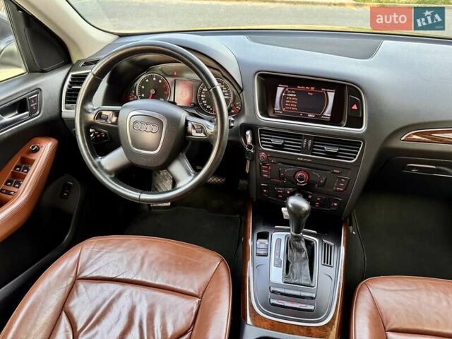 Черный Ауди Ку 5, объемом двигателя 3.2 л и пробегом 154 тыс. км за 12700 $, фото 76 на Automoto.ua