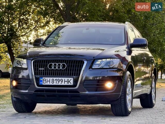 Черный Ауди Ку 5, объемом двигателя 3.2 л и пробегом 154 тыс. км за 12700 $, фото 6 на Automoto.ua