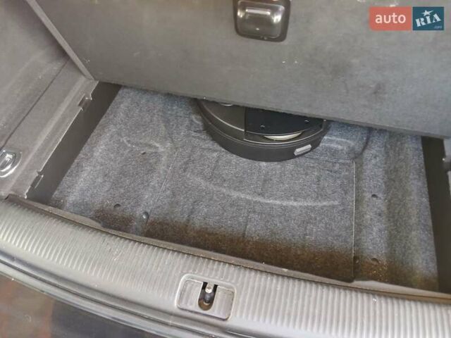 Черный Ауди Ку 5, объемом двигателя 1.97 л и пробегом 280 тыс. км за 13800 $, фото 21 на Automoto.ua
