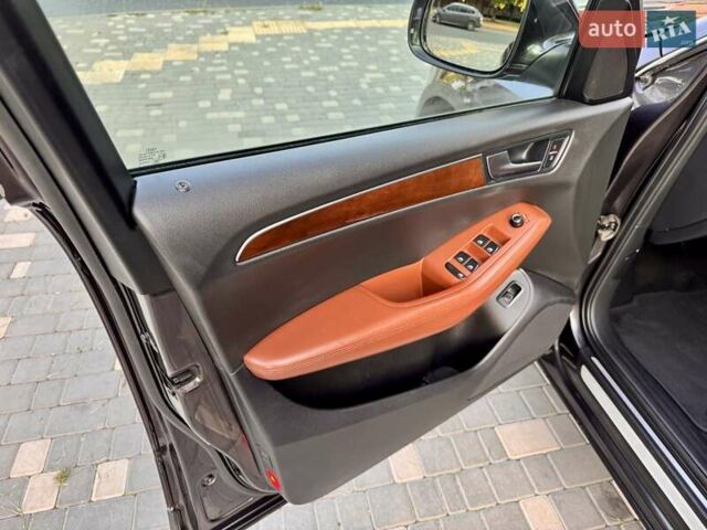 Черный Ауди Ку 5, объемом двигателя 3.2 л и пробегом 154 тыс. км за 12700 $, фото 56 на Automoto.ua