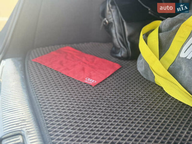 Черный Ауди Ку 5, объемом двигателя 2.97 л и пробегом 290 тыс. км за 14600 $, фото 5 на Automoto.ua