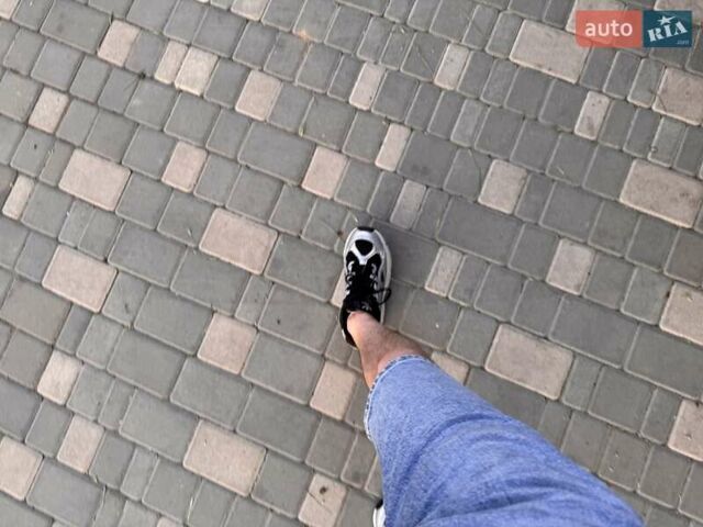 Черный Ауди Ку 5, объемом двигателя 3.2 л и пробегом 154 тыс. км за 12700 $, фото 66 на Automoto.ua