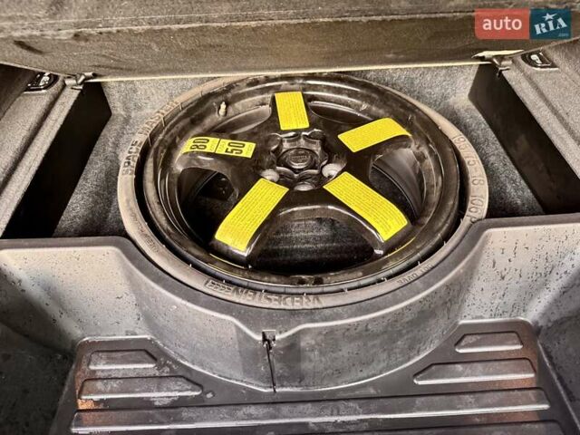 Черный Ауди Ку 5, объемом двигателя 3.2 л и пробегом 154 тыс. км за 12700 $, фото 84 на Automoto.ua