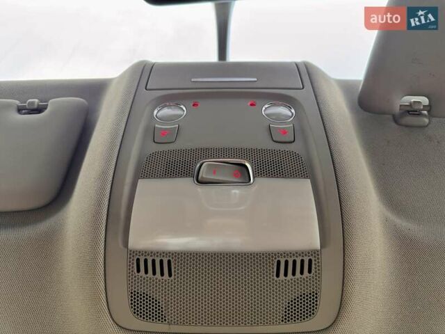 Черный Ауди Ку 5, объемом двигателя 3.2 л и пробегом 154 тыс. км за 12700 $, фото 81 на Automoto.ua