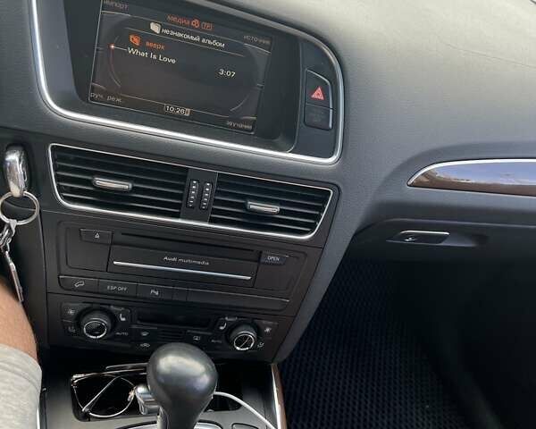 Черный Ауди Ку 5, объемом двигателя 1.98 л и пробегом 212 тыс. км за 11500 $, фото 3 на Automoto.ua