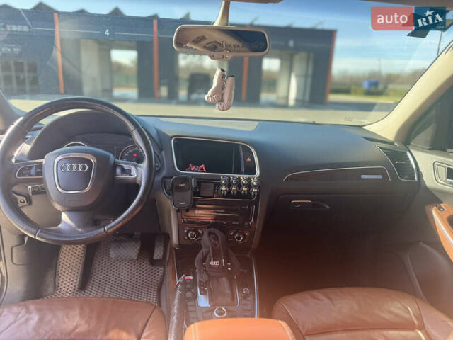 Черный Ауди Ку 5, объемом двигателя 2.97 л и пробегом 290 тыс. км за 14600 $, фото 39 на Automoto.ua