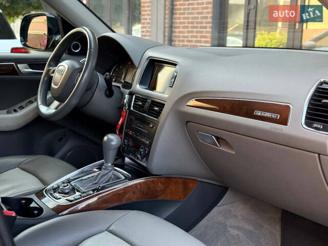 Черный Ауди Ку 5, объемом двигателя 2.97 л и пробегом 183 тыс. км за 15700 $, фото 11 на Automoto.ua