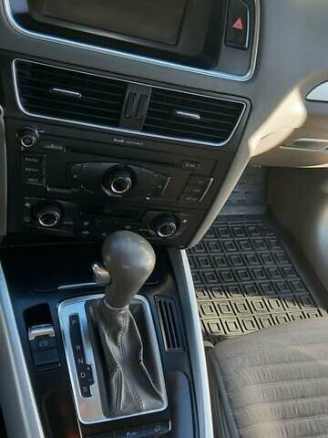 Чорний Ауді Ку 5, об'ємом двигуна 2 л та пробігом 320 тис. км за 14000 $, фото 13 на Automoto.ua