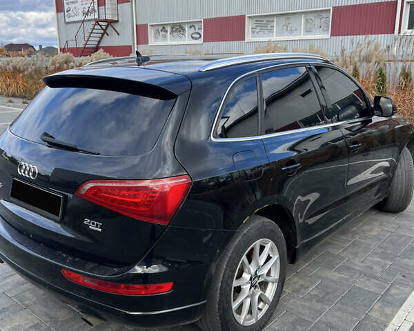 Черный Ауди Ку 5, объемом двигателя 2 л и пробегом 335 тыс. км за 8800 $, фото 4 на Automoto.ua